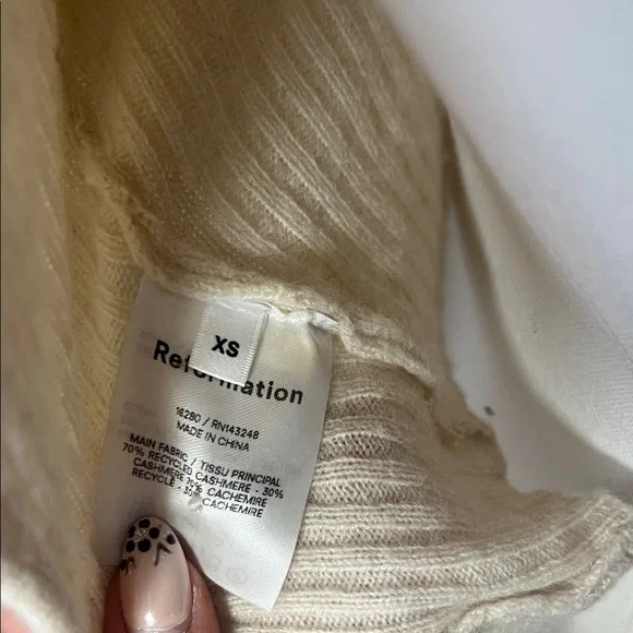 Reformation Osteria Tie Back Cashmere Sweater - Picture 3 of 7